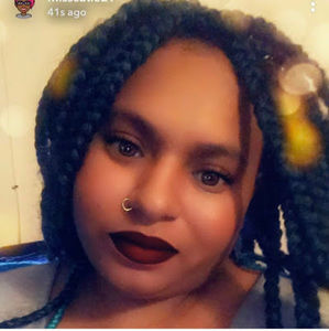 Meet your Posher, Ebony